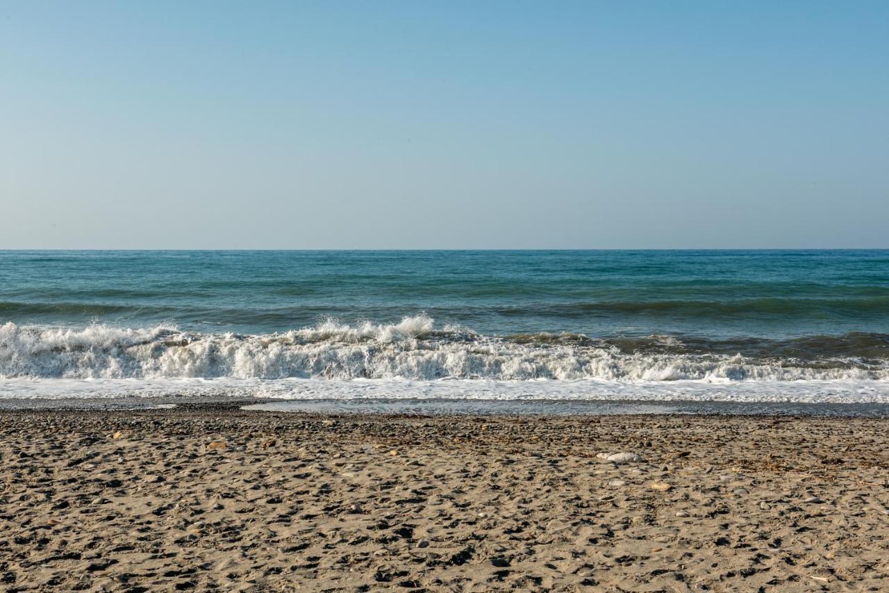Gt Beach Maleme  Exterior photo