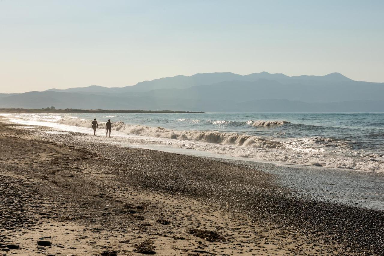 Gt Beach Maleme  Exterior photo