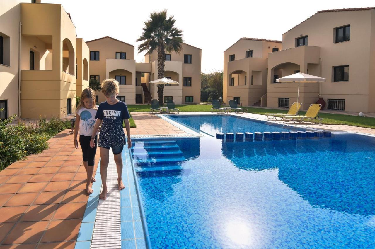 Gt Beach Maleme  Exterior photo